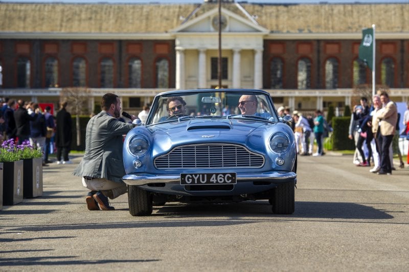 Harry_Elliott_Salon_Prive_London-0463-1