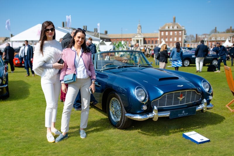 CLASSIC CAR